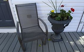 Sir Isaac Brock B&B Luxury Suites